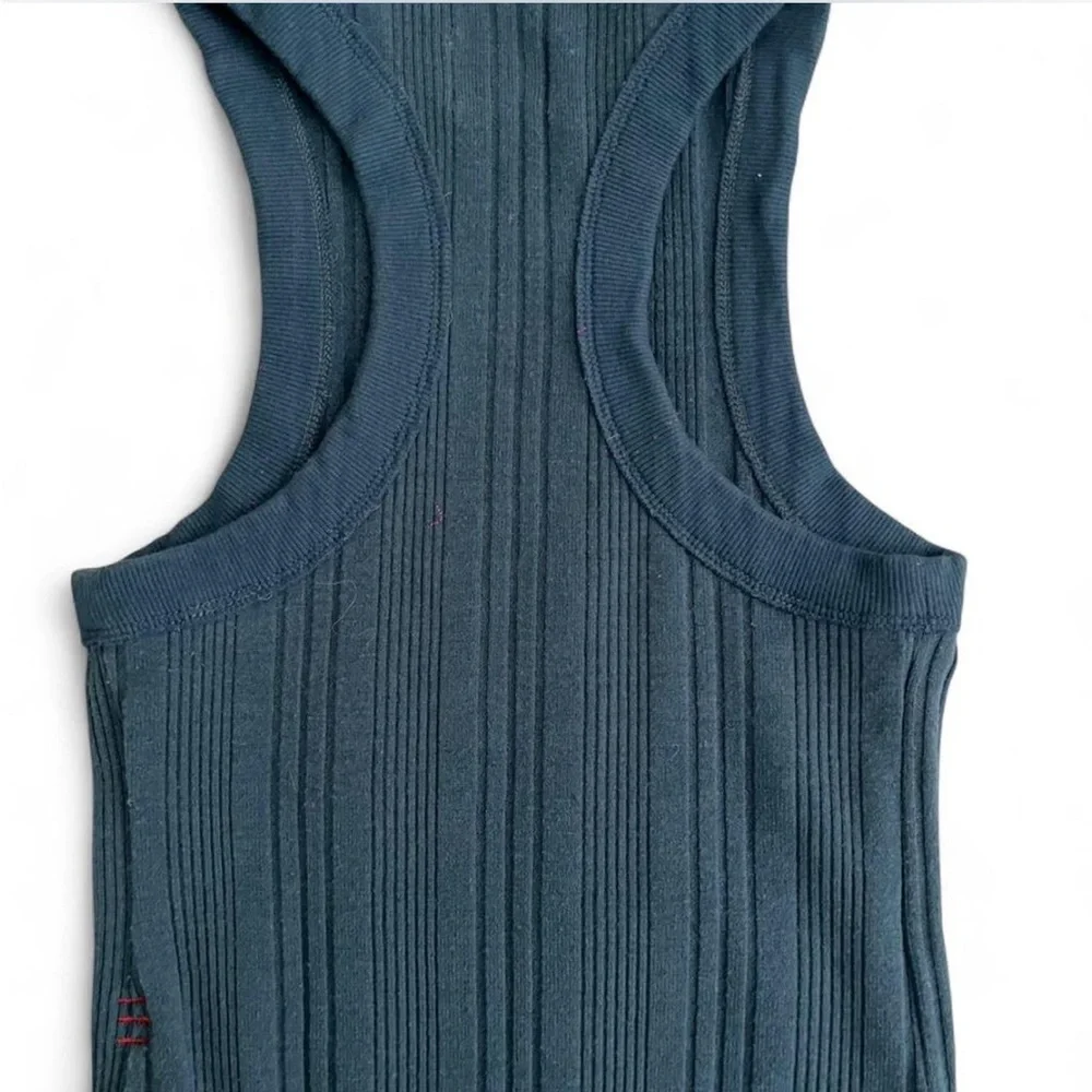 navy blue BDG tank top - Picture 2 of 3